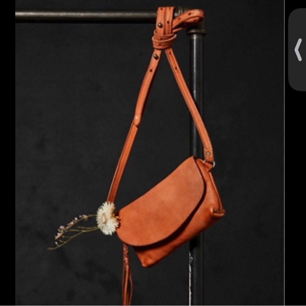 WE THE FREE Rider Crossbody Genuine Leather bag / FREE PEOPLE